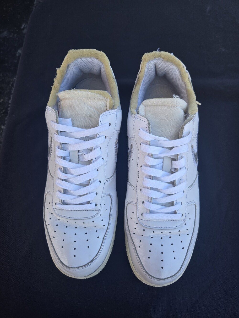 Nike Air Force 1 × Off-White
